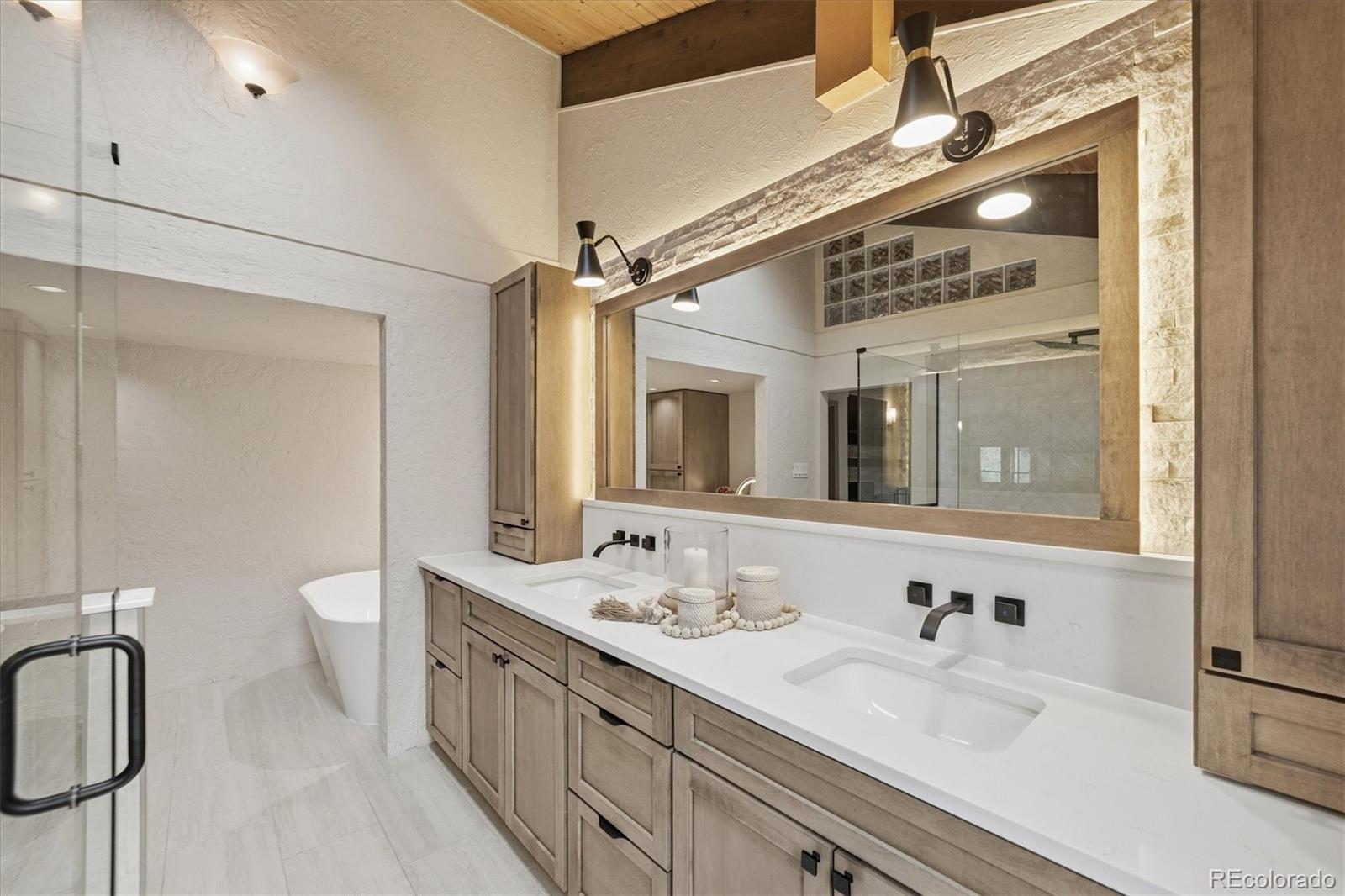 6195 Apache Drive Larkspur CO 80118