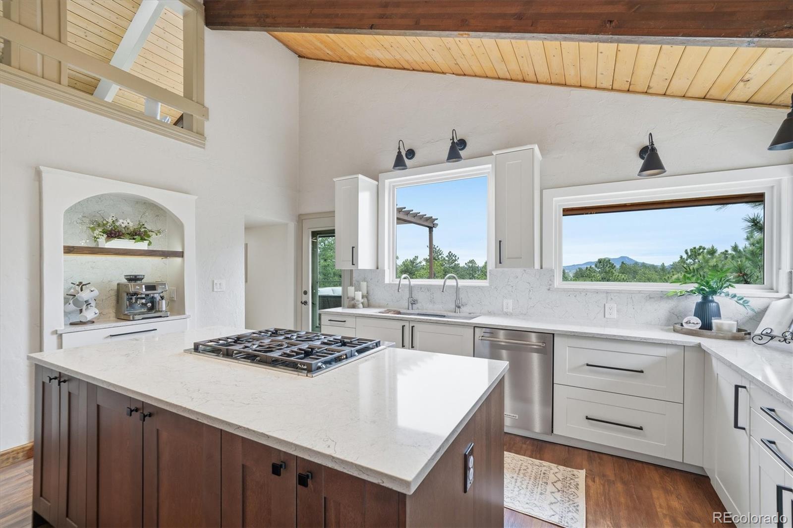 6195 Apache Drive Larkspur CO 80118