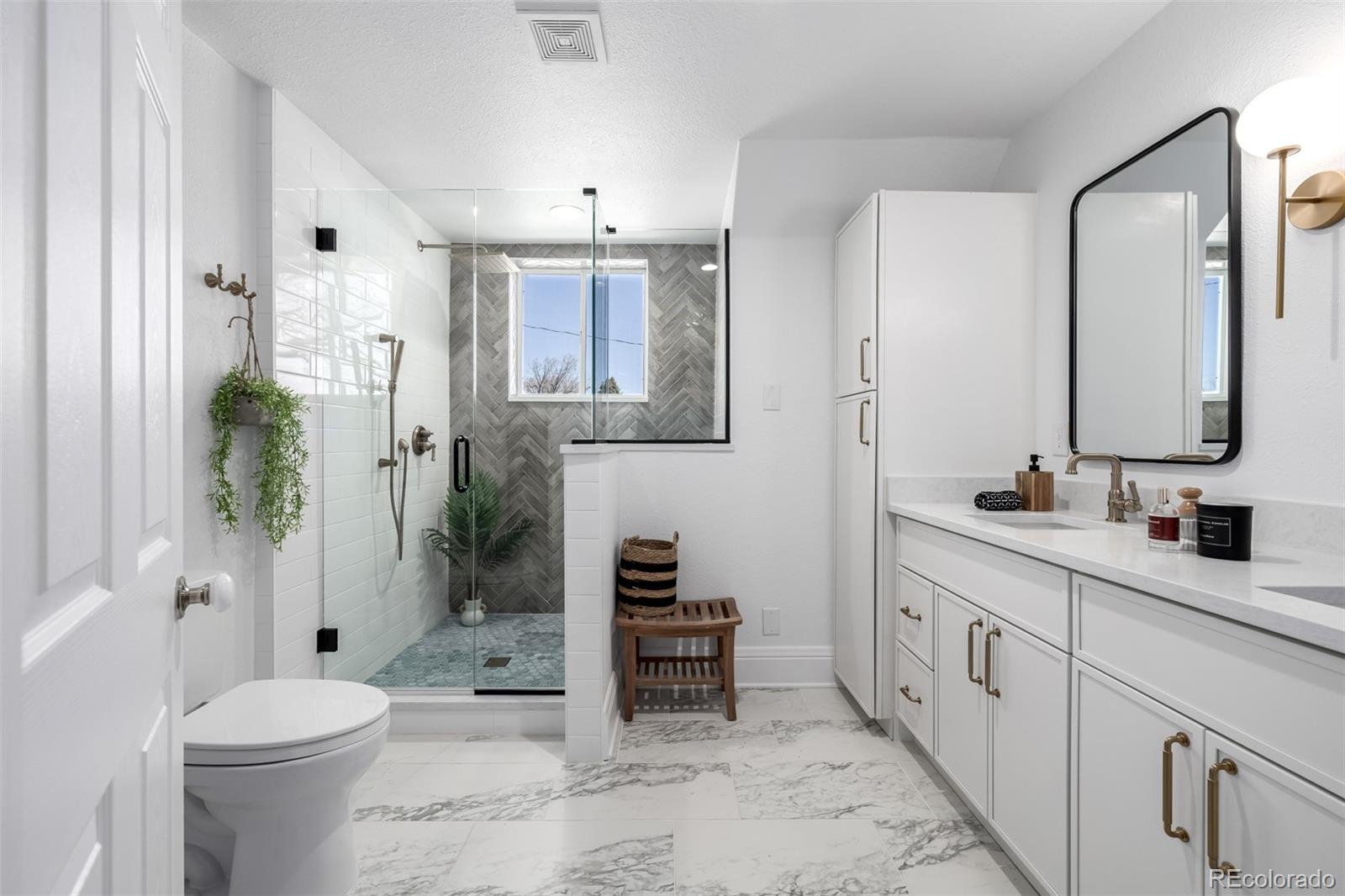 3065 N Gilpin Street Denver CO 80205