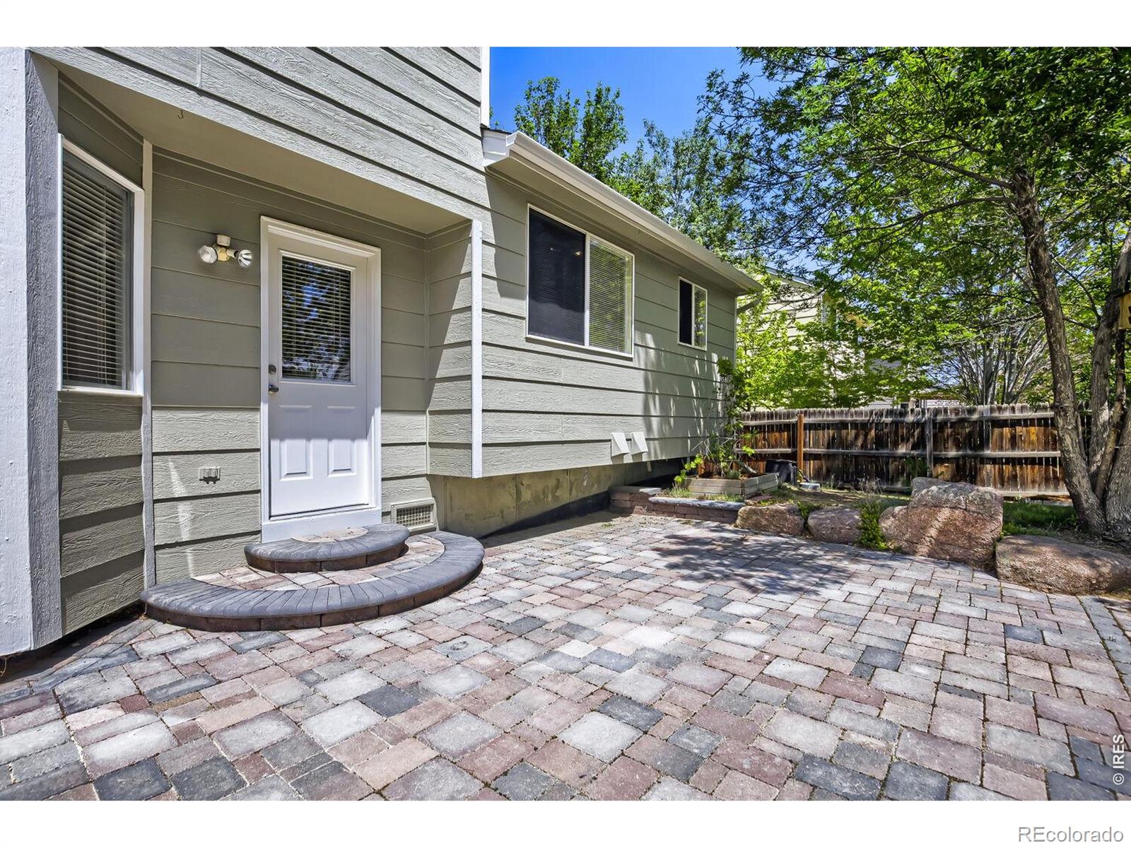 1633 Deerwood Drive Longmont CO 80504