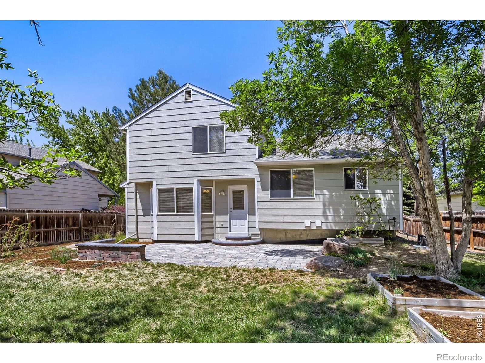 1633 Deerwood Drive Longmont CO 80504