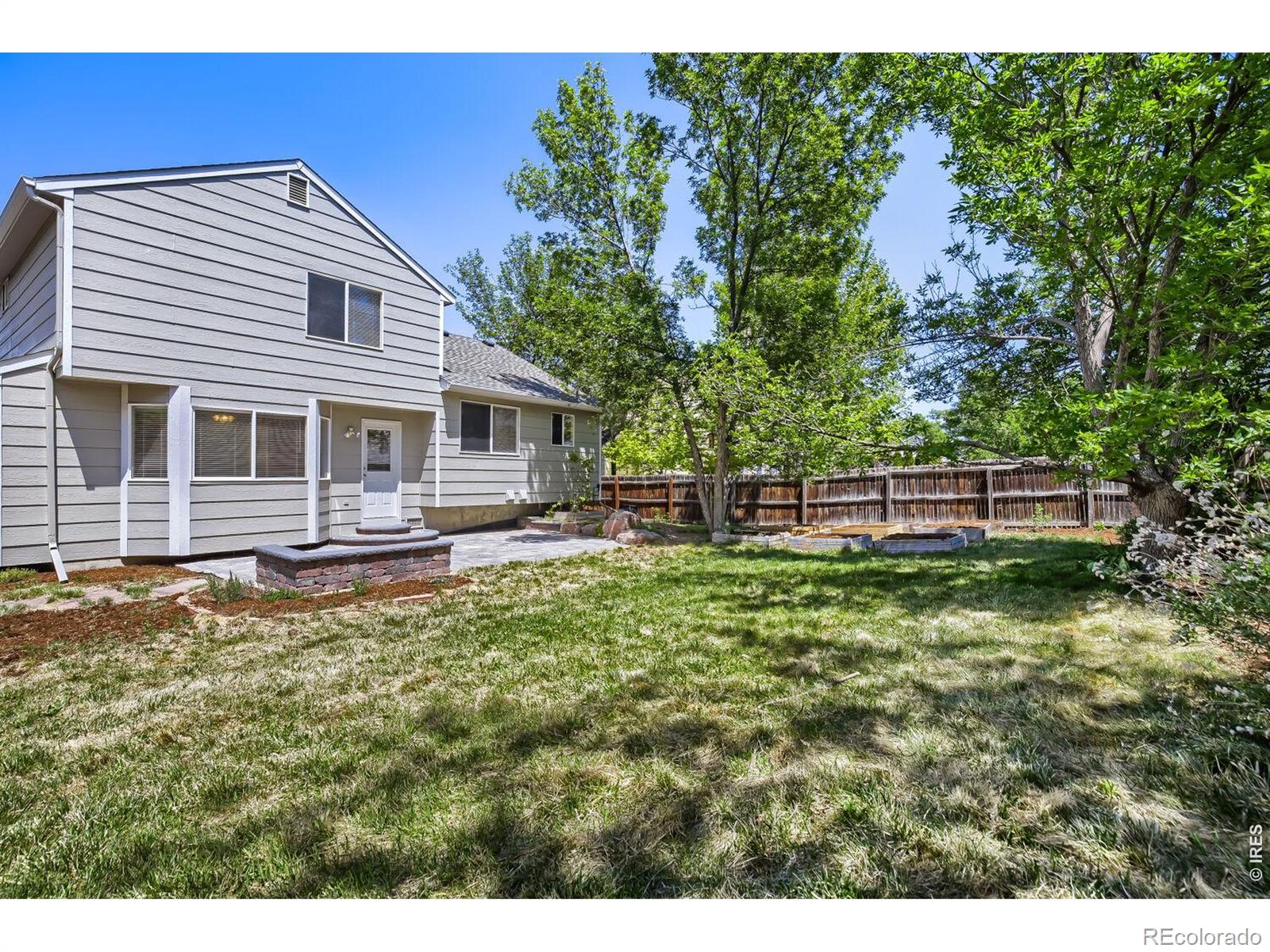 1633 Deerwood Drive Longmont CO 80504