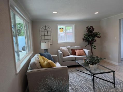 1721 N Argonne Street Aurora CO 80011