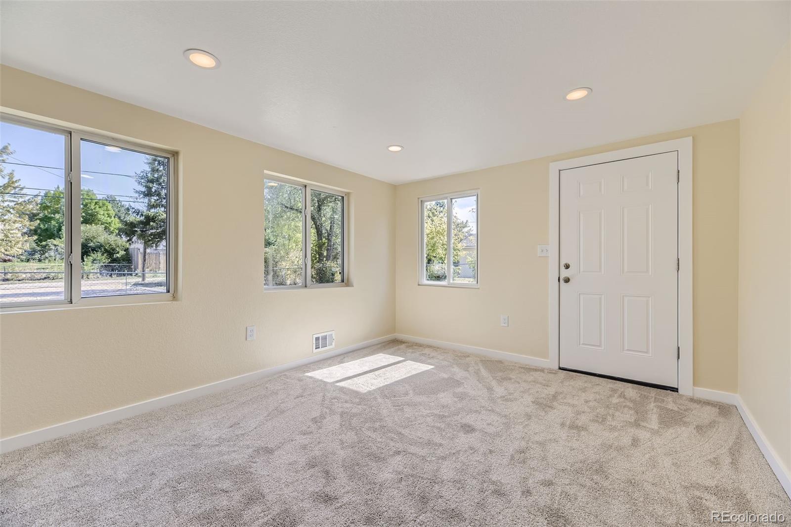 5330 S Windermere Street Littleton CO 80120