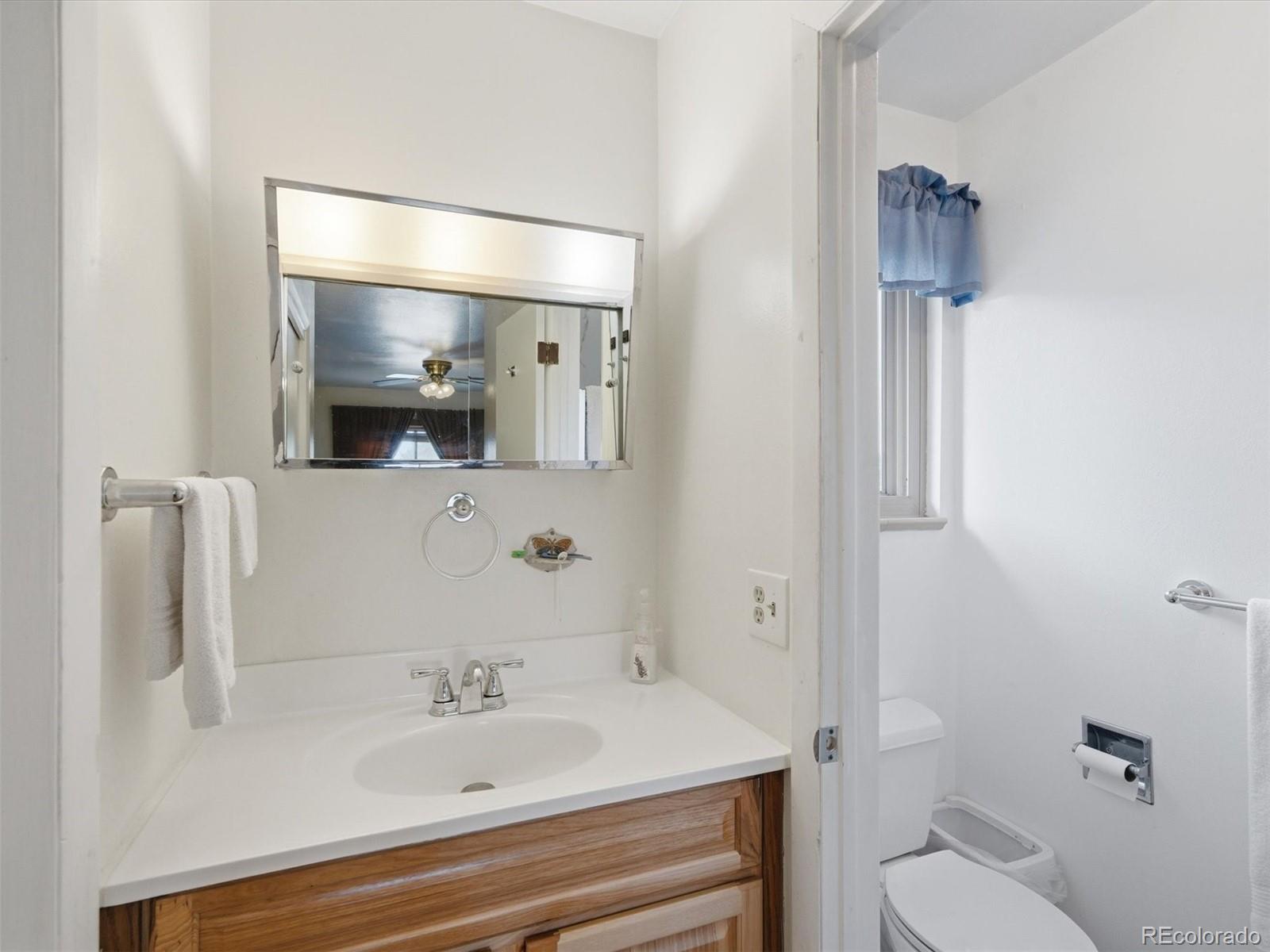 4827 S Lewis Court Littleton CO 80127