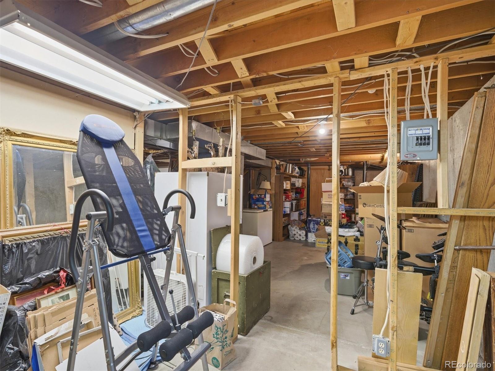 4827 S Lewis Court Littleton CO 80127