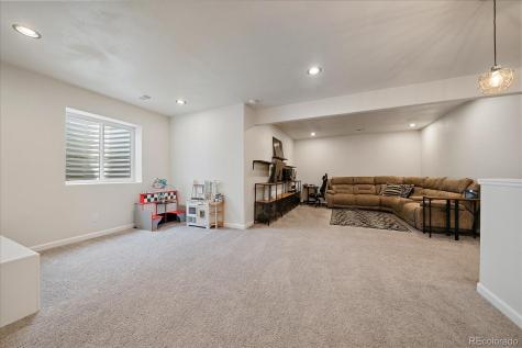 5607 En Joie Place Elizabeth CO 80107