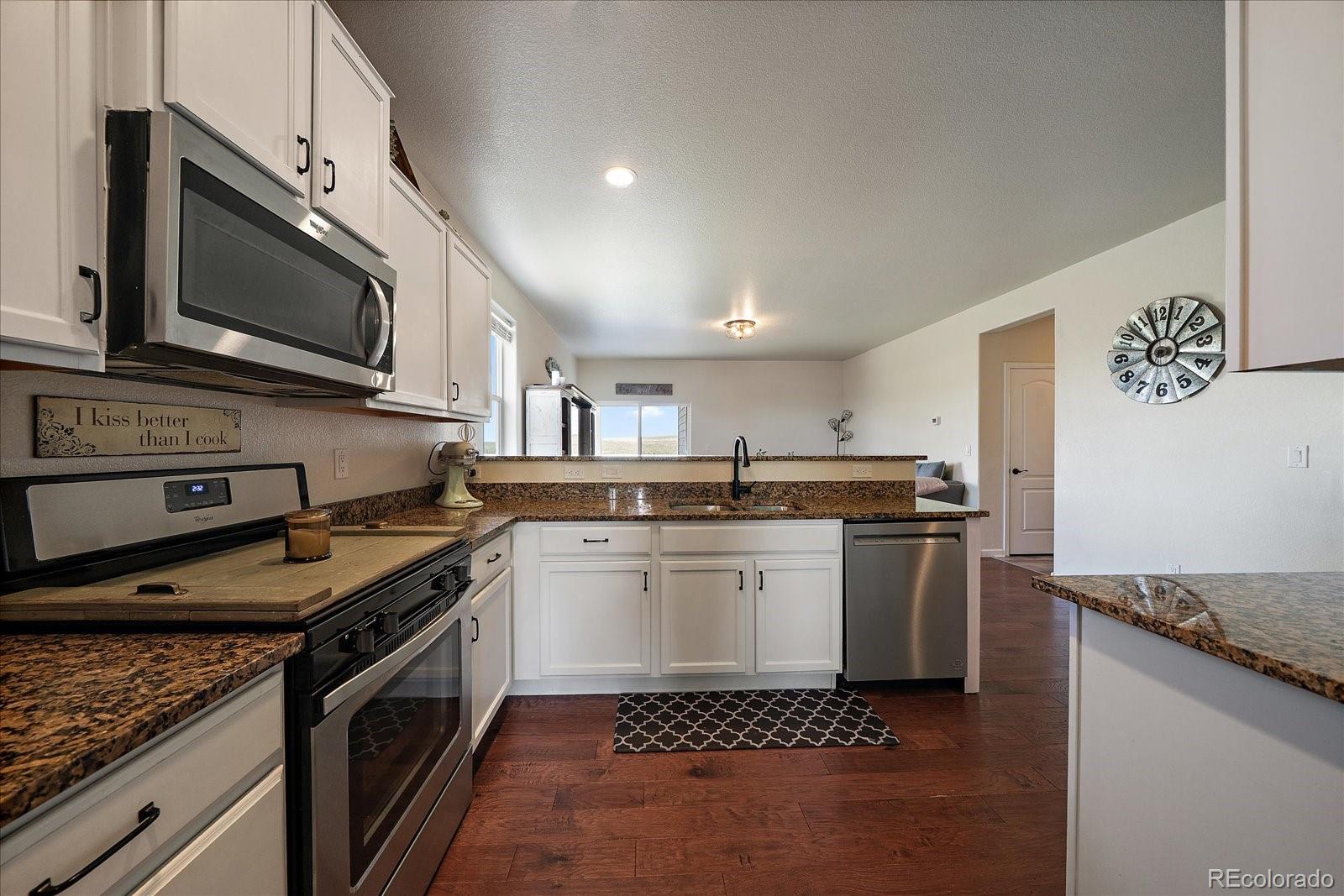 5607 En Joie Place Elizabeth CO 80107