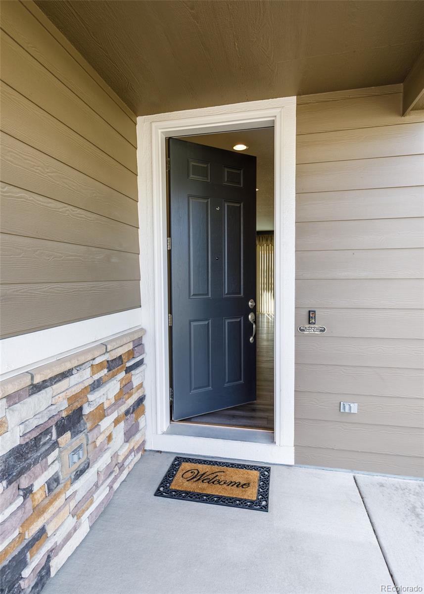 81 S Edge Cliff Street Castle Rock CO 80104