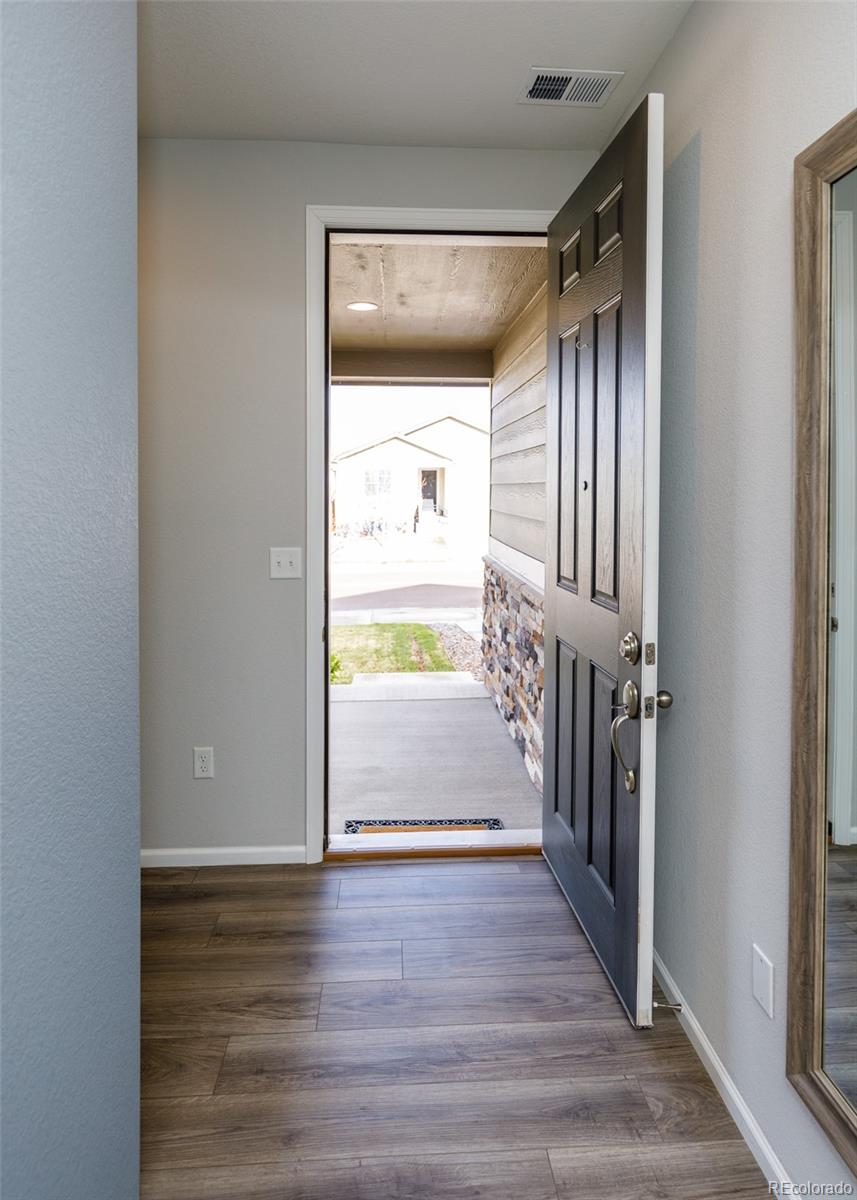 81 S Edge Cliff Street Castle Rock CO 80104