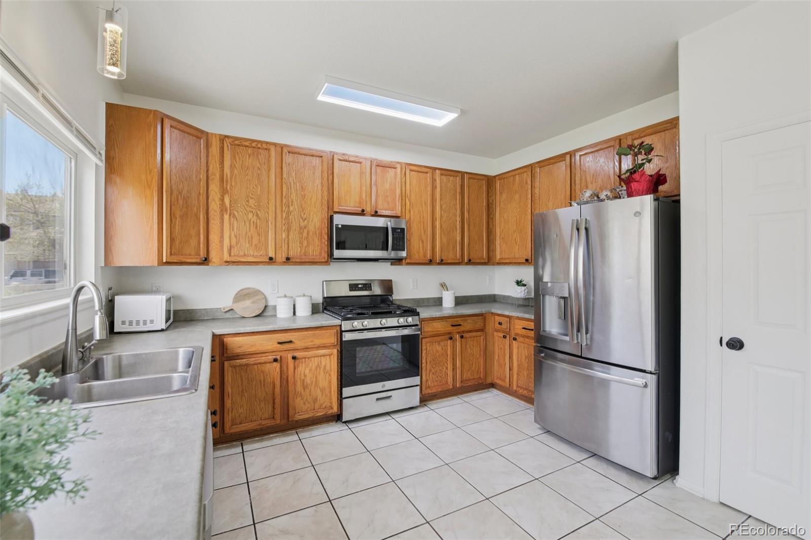 14883 E Maple Place Aurora CO 80012