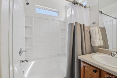 14883 E Maple Place Aurora CO 80012