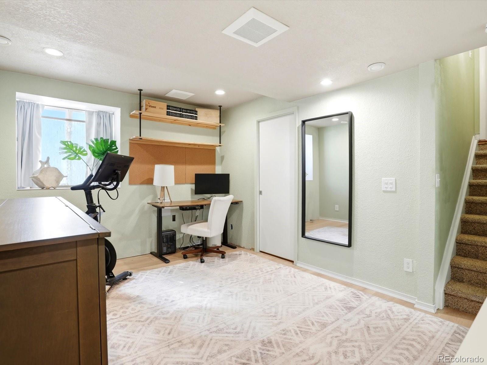 5452 S Valdai Way Aurora CO 80015