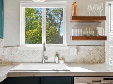 5452 S Valdai Way Aurora CO 80015