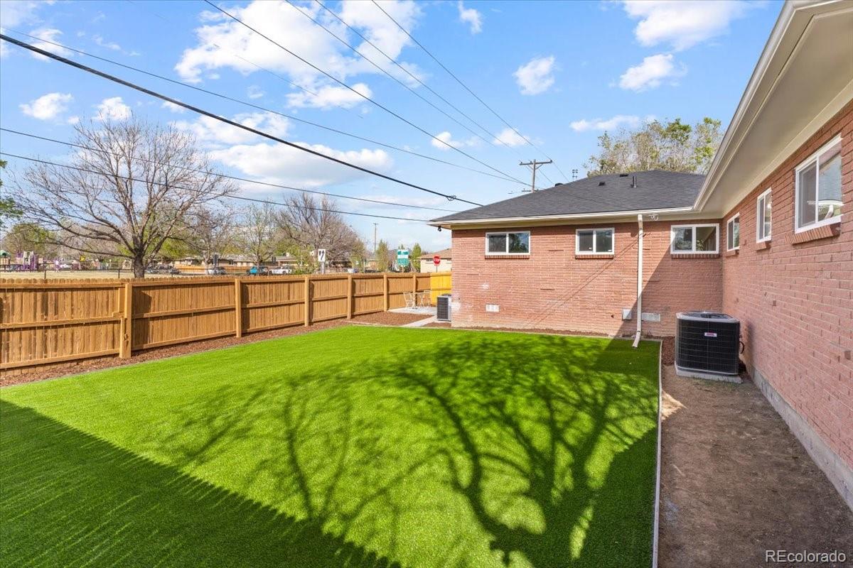 3387 N Kearney Street Denver CO 80207