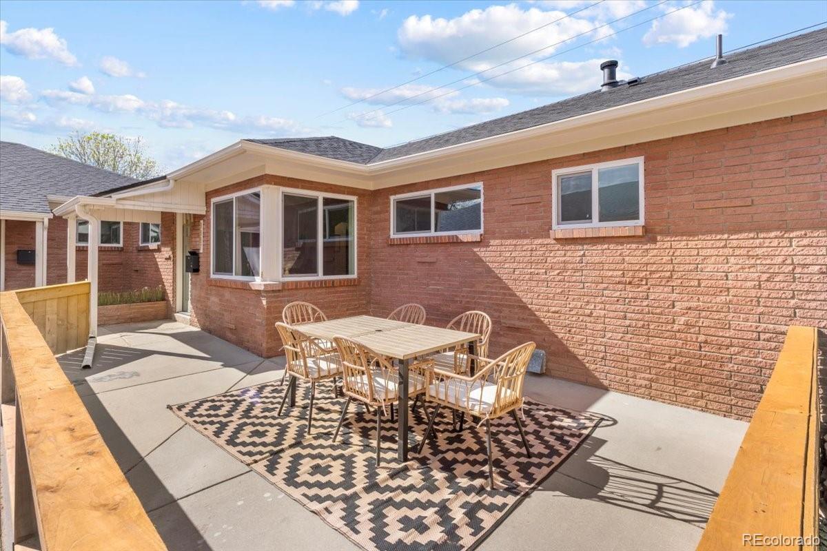 3387 N Kearney Street Denver CO 80207
