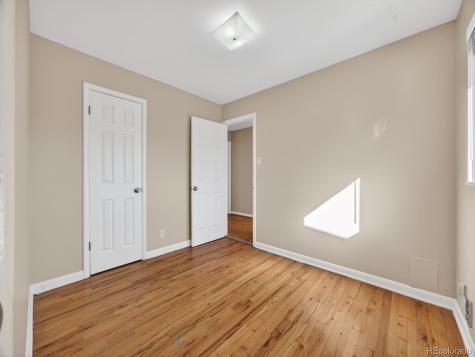 950 Jamaica Street Aurora CO 80010