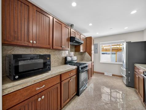 950 Jamaica Street Aurora CO 80010