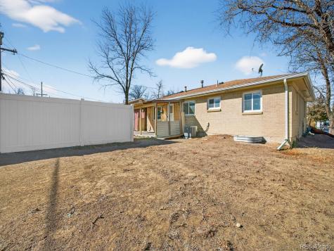 950 Jamaica Street Aurora CO 80010