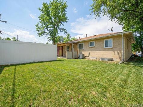 950 Jamaica Street Aurora CO 80010