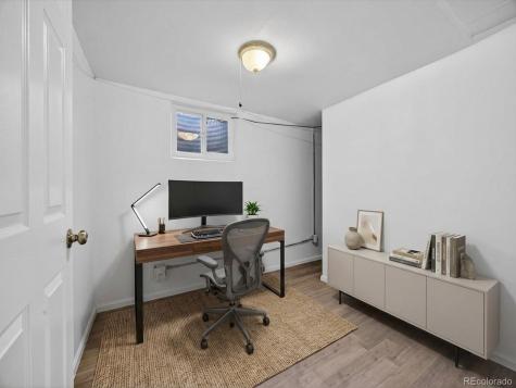 950 Jamaica Street Aurora CO 80010