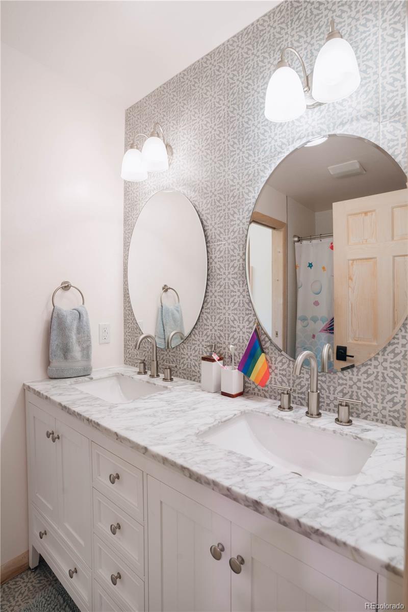 1709 Red Hawk Road Silverthorne CO 80498