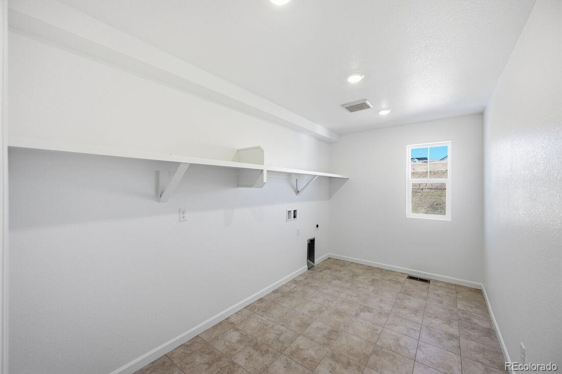 39803 Penn Road Elizabeth CO 80107