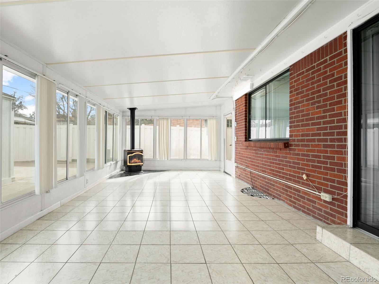 418 S Wheeling Way Aurora CO 80012