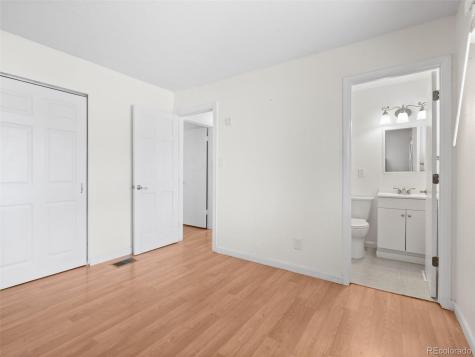 418 S Wheeling Way Aurora CO 80012