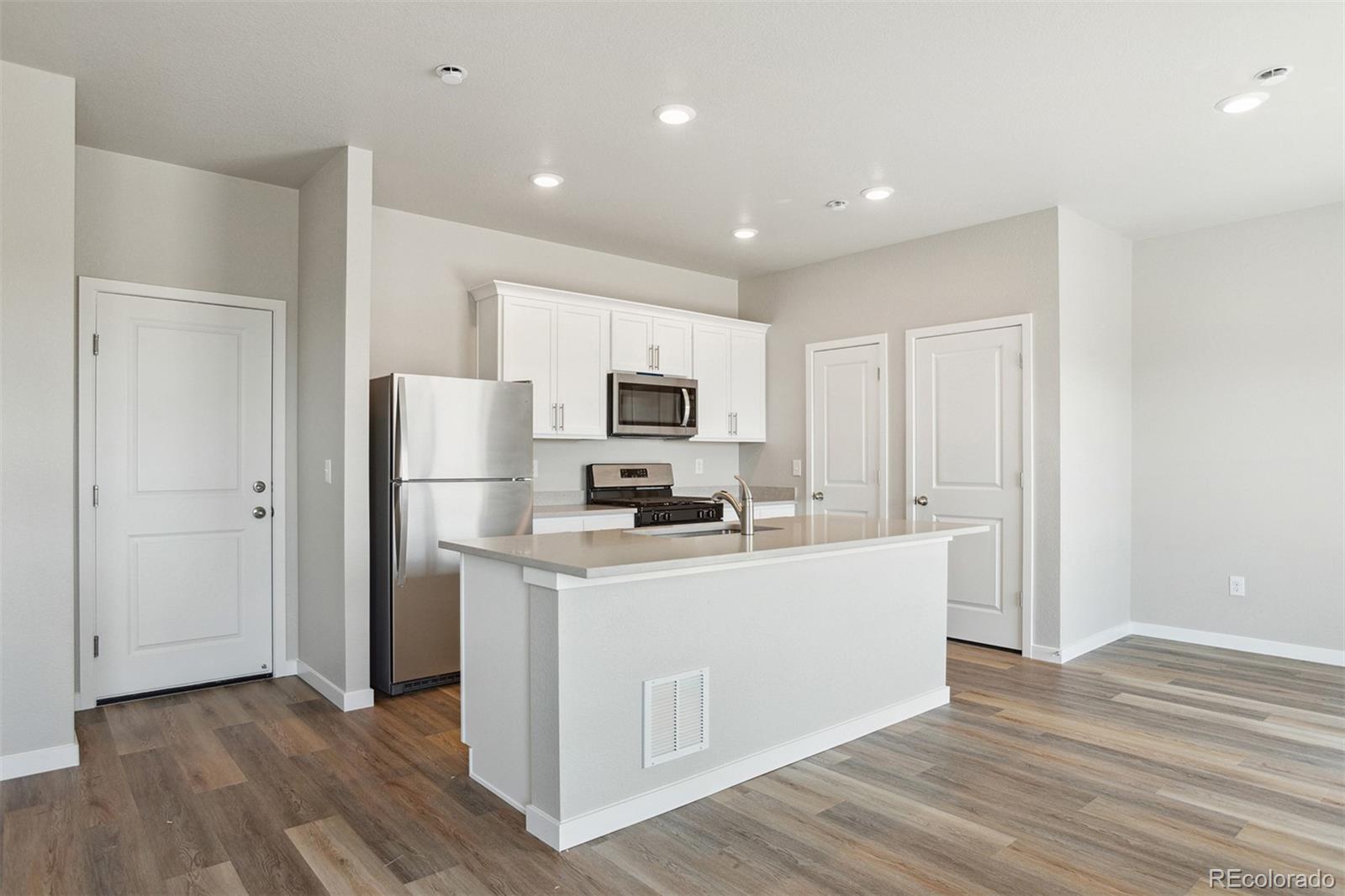 48160 Shetland Drive Bennett CO 80102