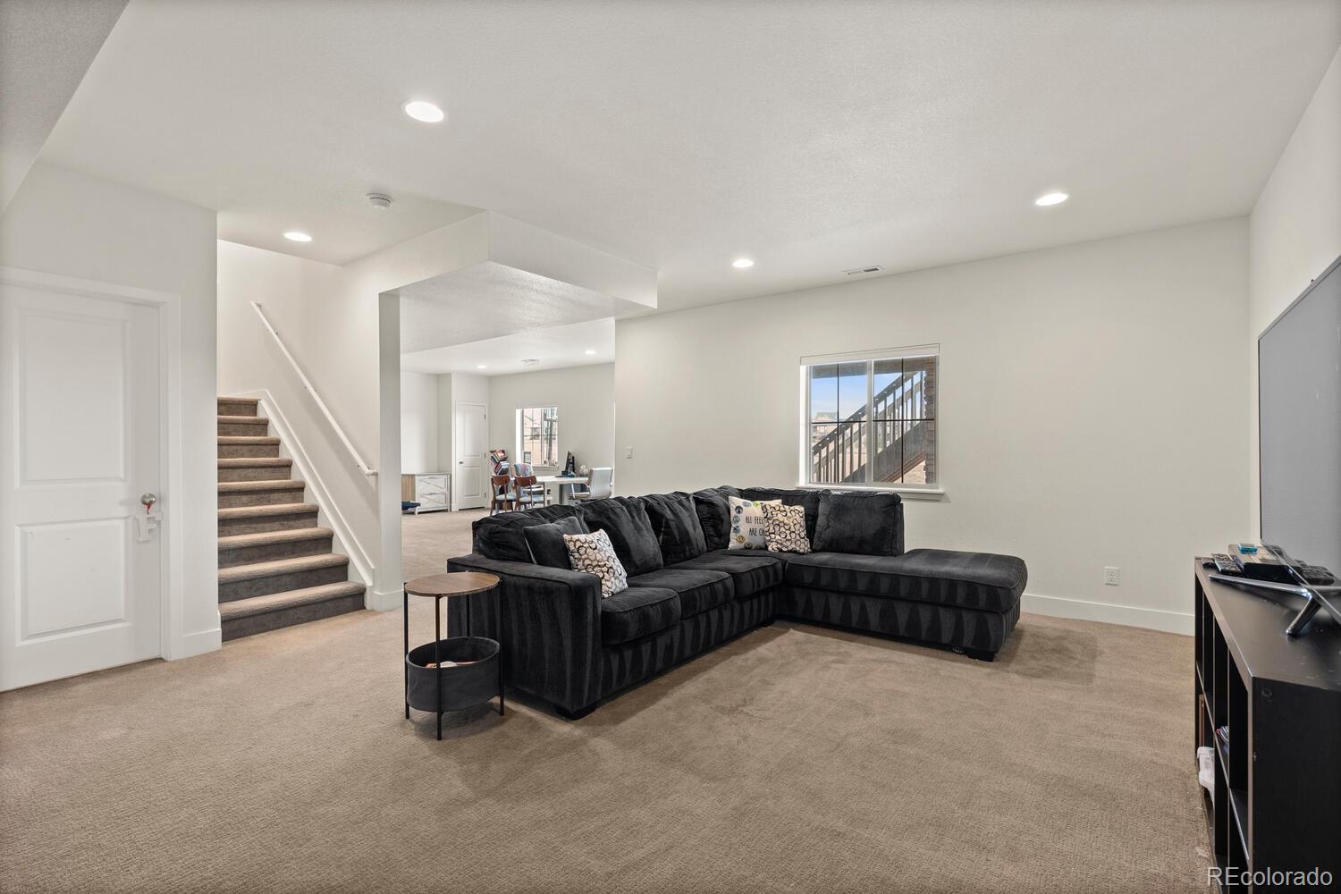 9317 Eagle River Street Littleton CO 80125