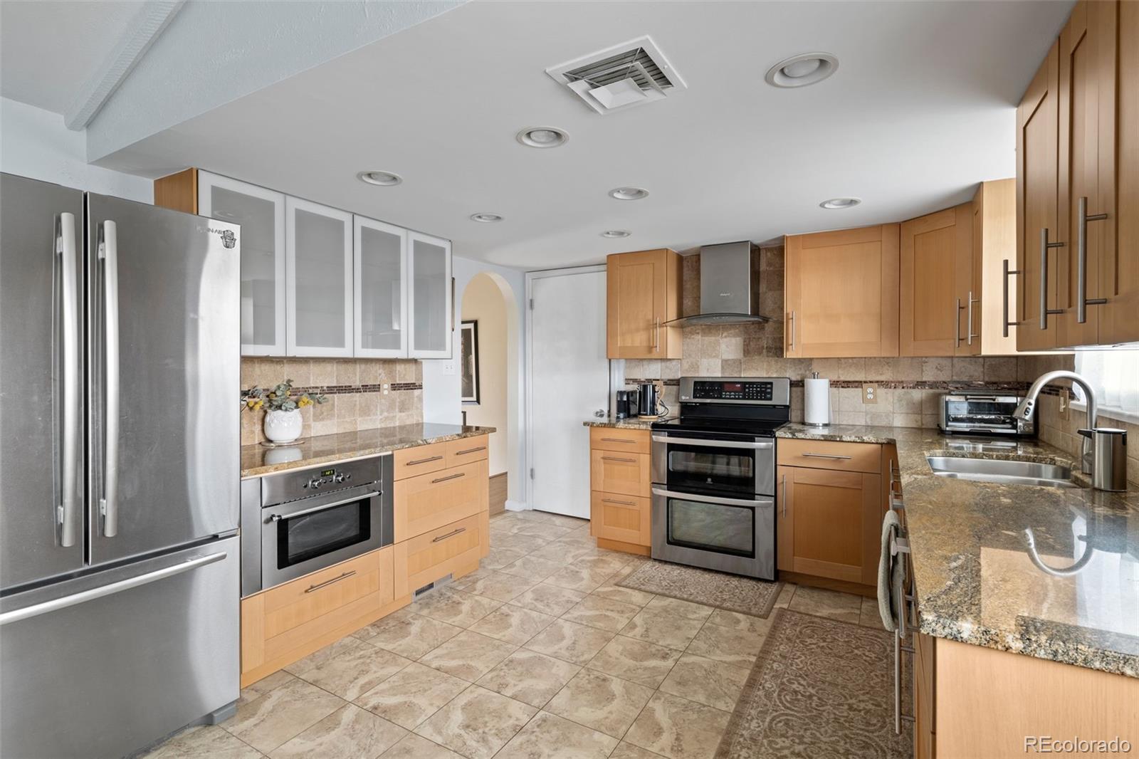 6854 S Willow Street Centennial CO 80112
