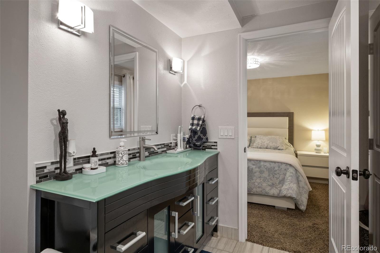 6854 S Willow Street Centennial CO 80112