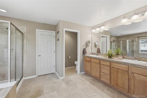 23918 E Alamo Place Aurora CO 80016