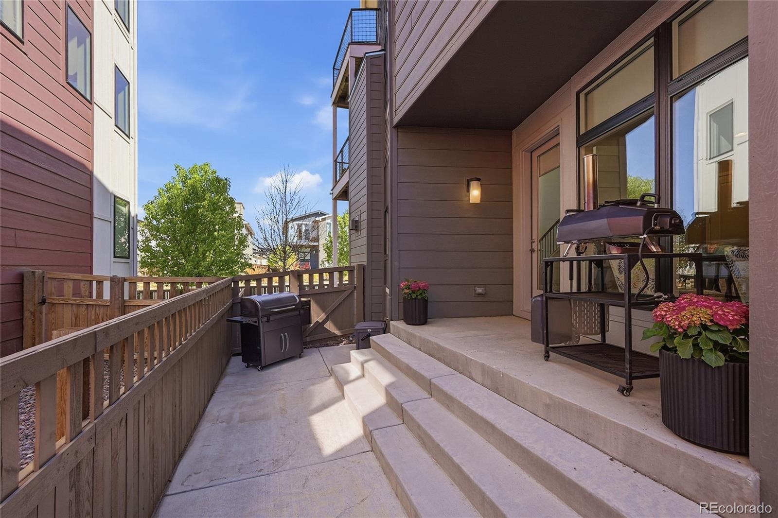 6032 N Nepal Street Aurora CO 80019