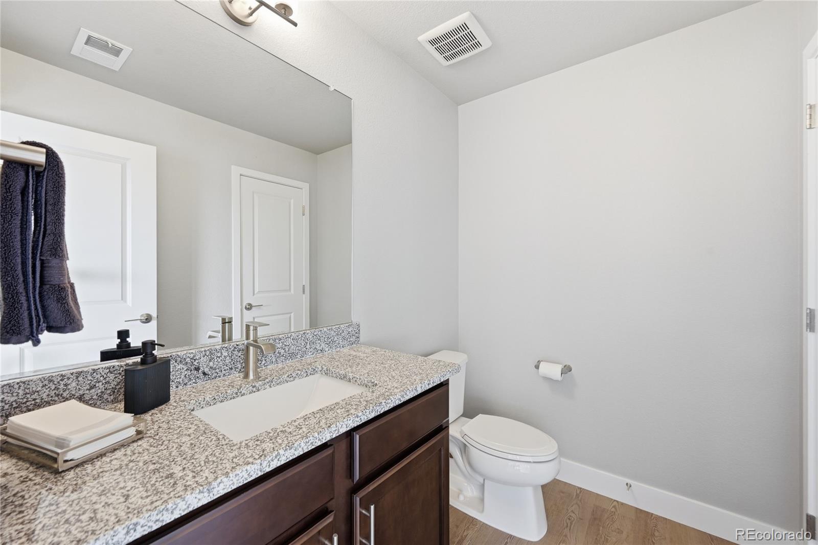 6032 N Nepal Street Aurora CO 80019