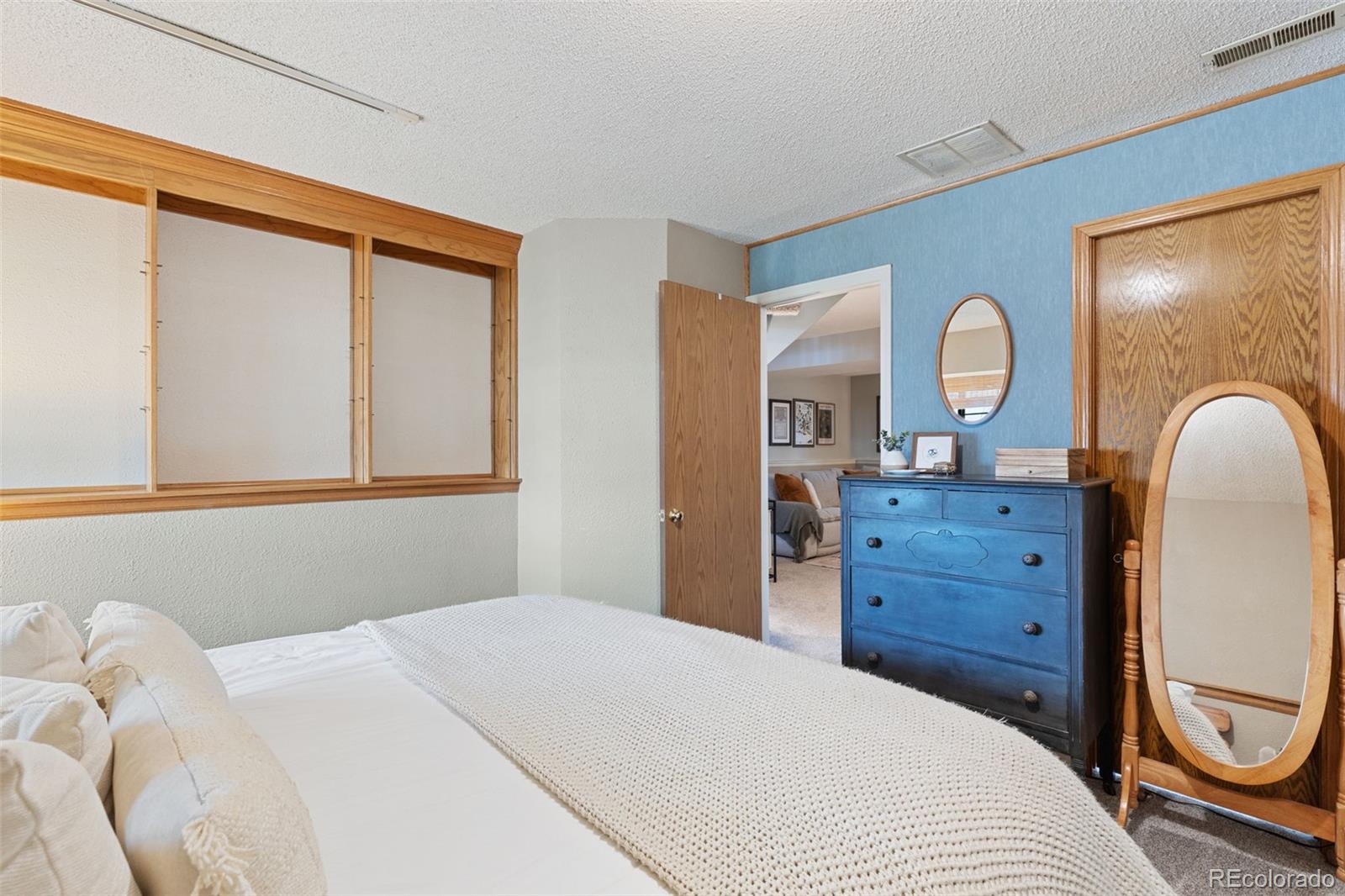 1125 Greenbrier Drive Colorado Springs CO 80916