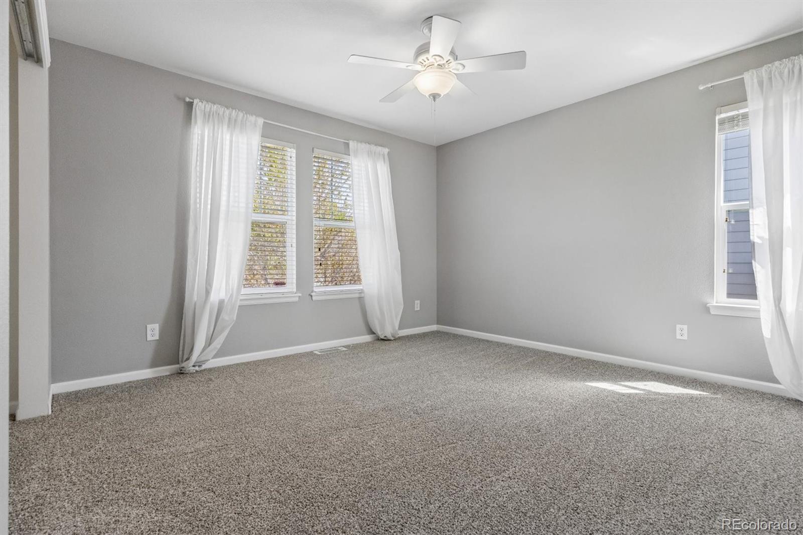 7004 S Fultondale Circle Aurora CO 80016