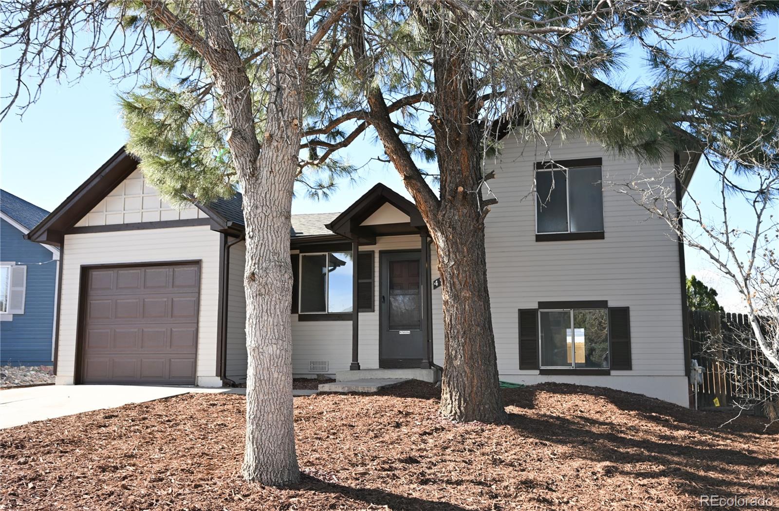 4933 S Rifle Court Aurora CO 80015