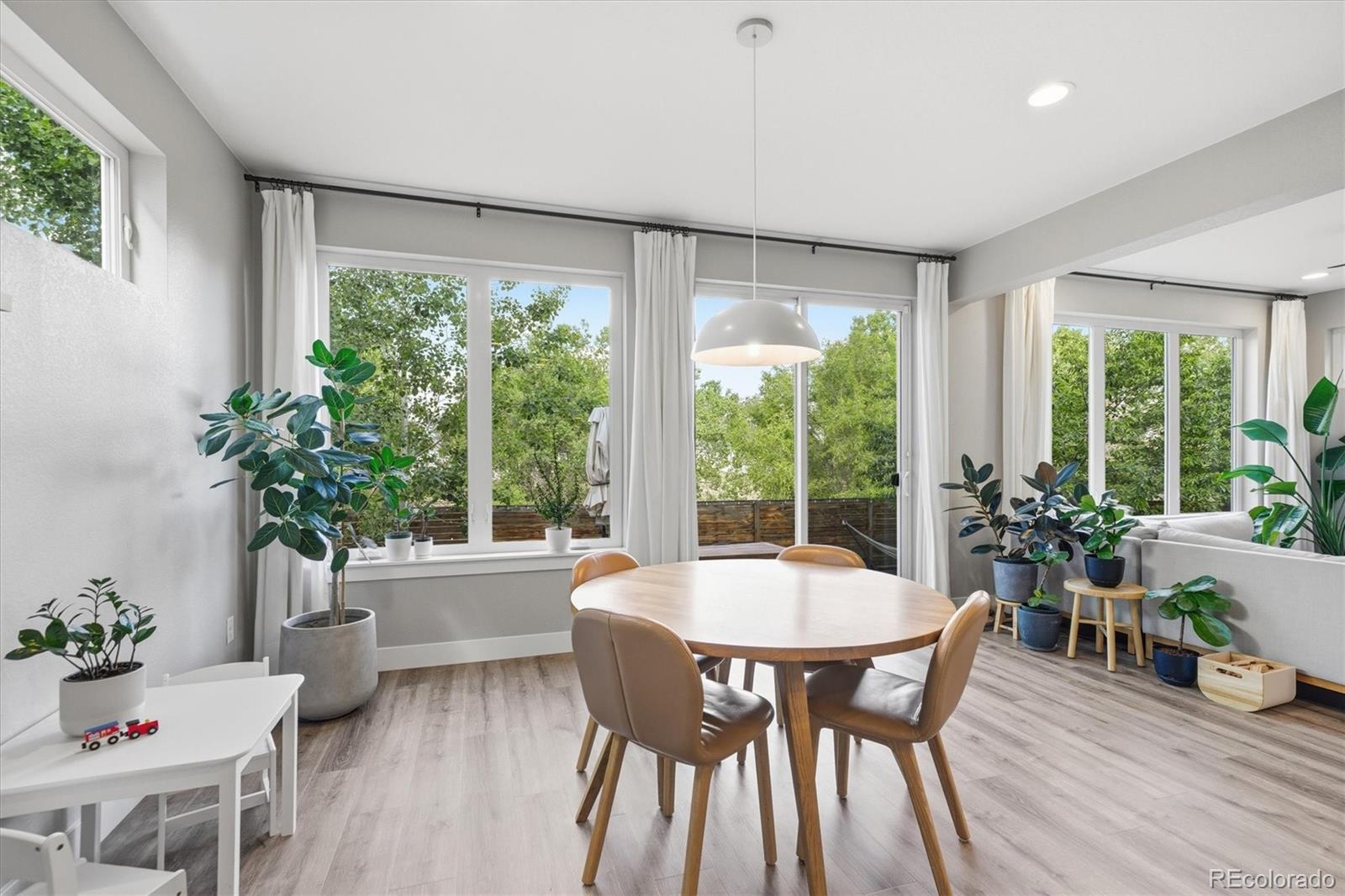5859 Zuni Court Denver CO 80221
