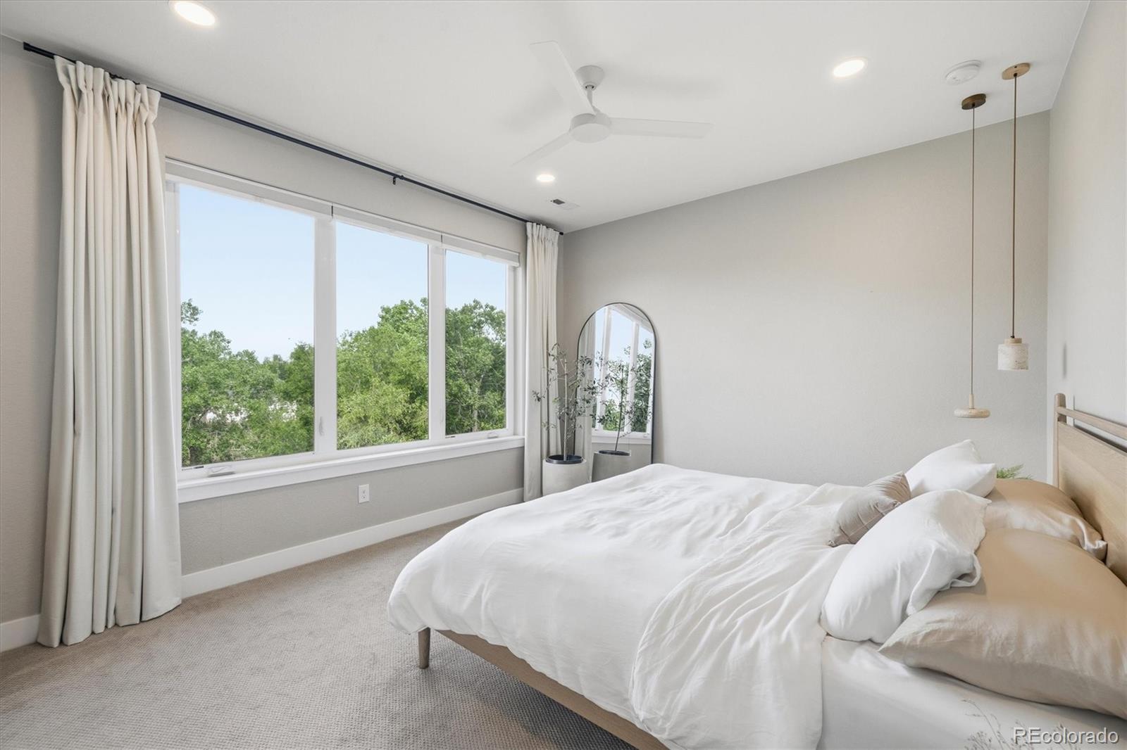 5859 Zuni Court Denver CO 80221