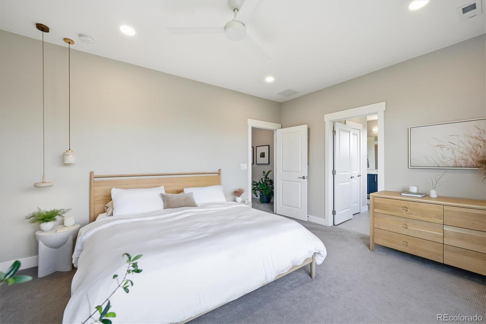 5859 Zuni Court Denver CO 80221