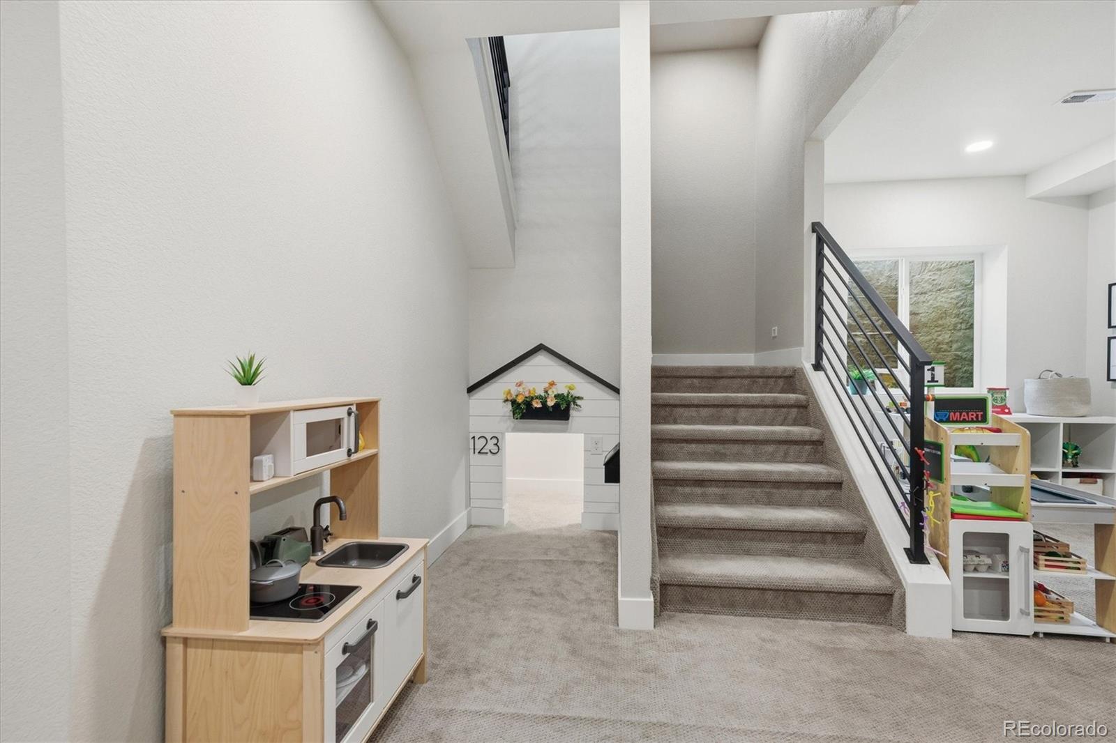 5859 Zuni Court Denver CO 80221