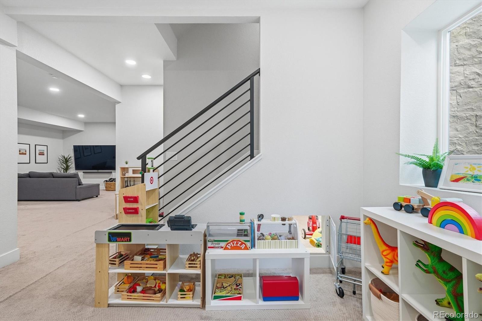 5859 Zuni Court Denver CO 80221