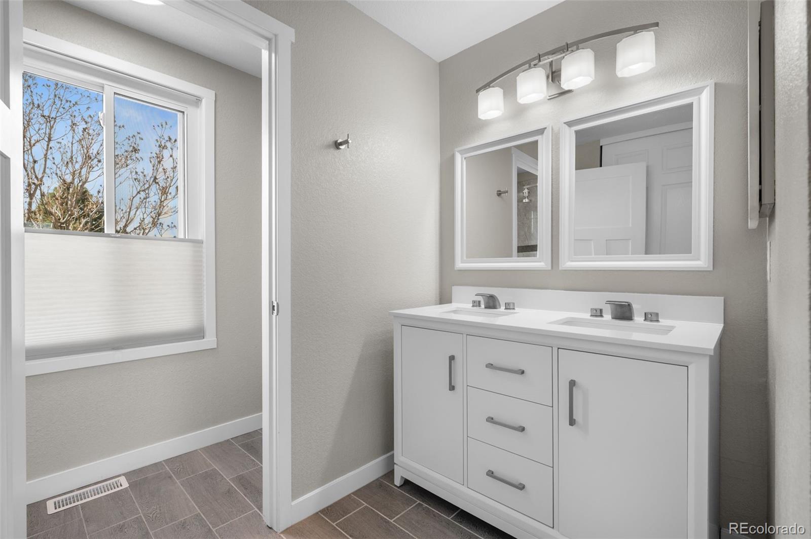 15083 E 43rd Avenue Denver CO 80239
