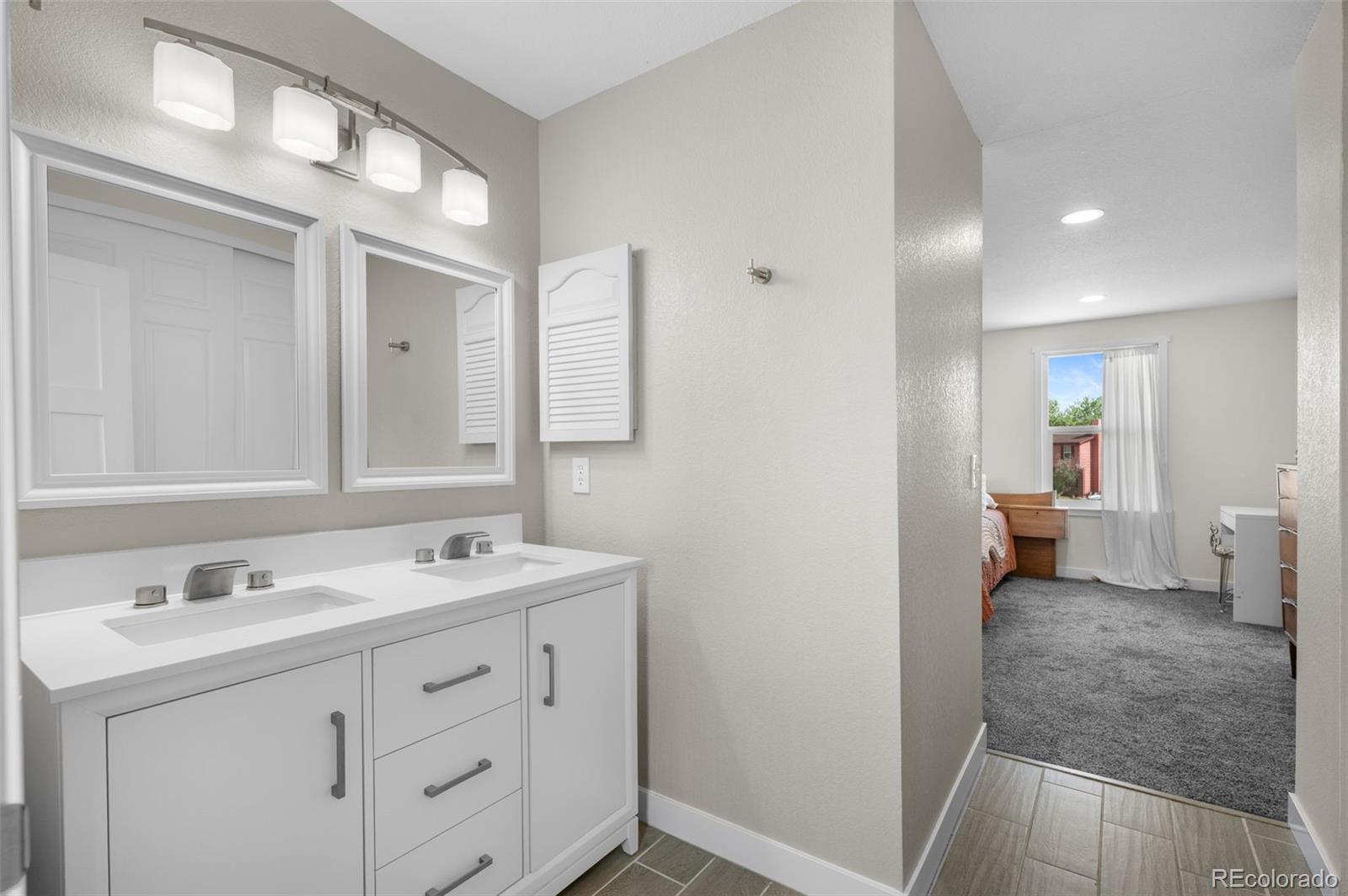 15083 E 43rd Avenue Denver CO 80239