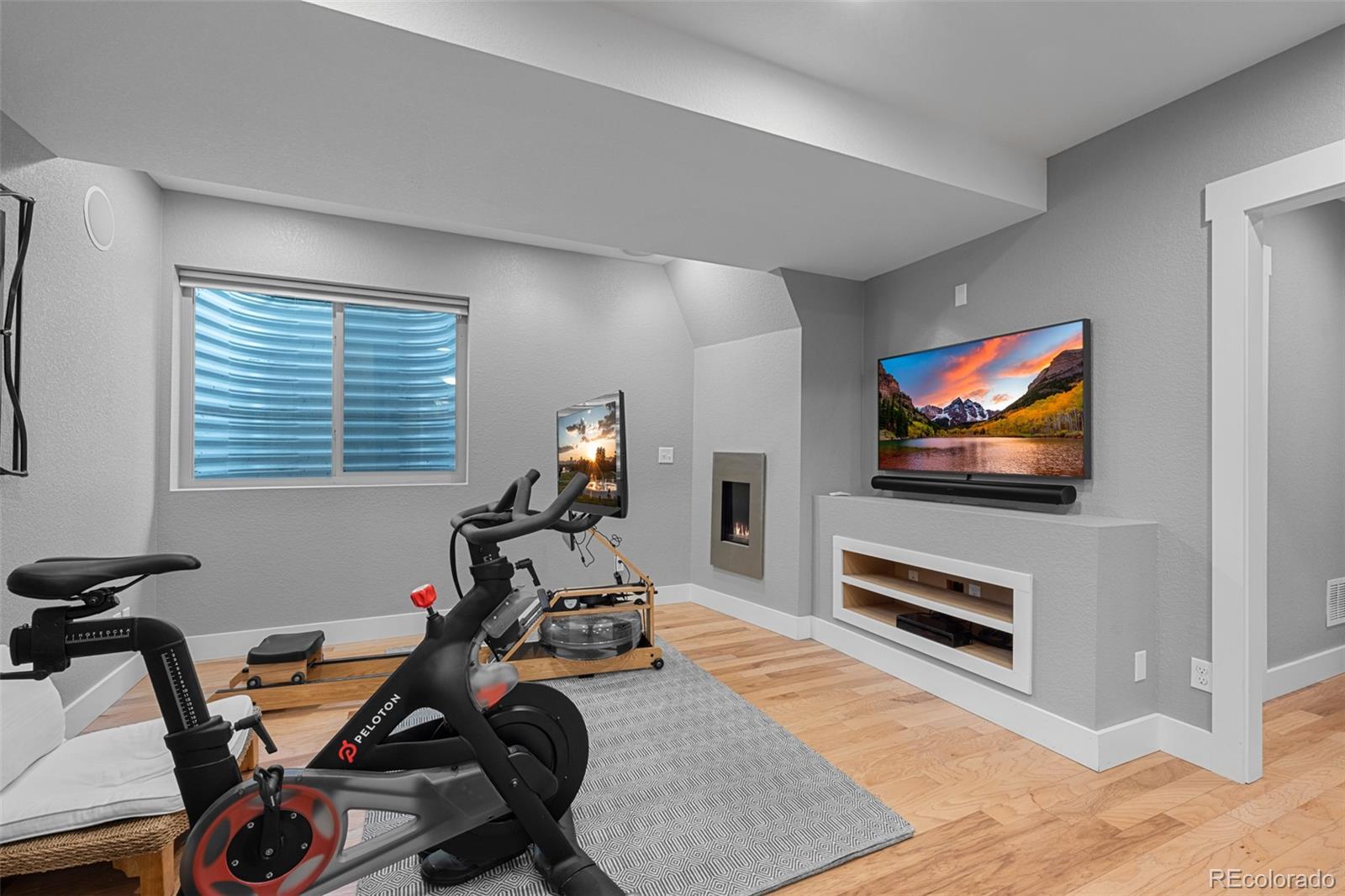 8323 E 29th Place Denver CO 80238