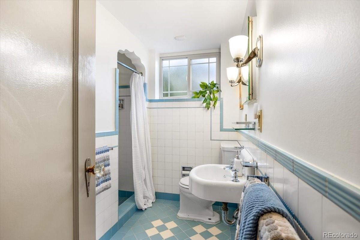1090 Bonnie Brae Boulevard Denver CO 80209