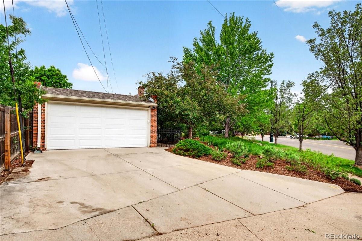 1090 Bonnie Brae Boulevard Denver CO 80209
