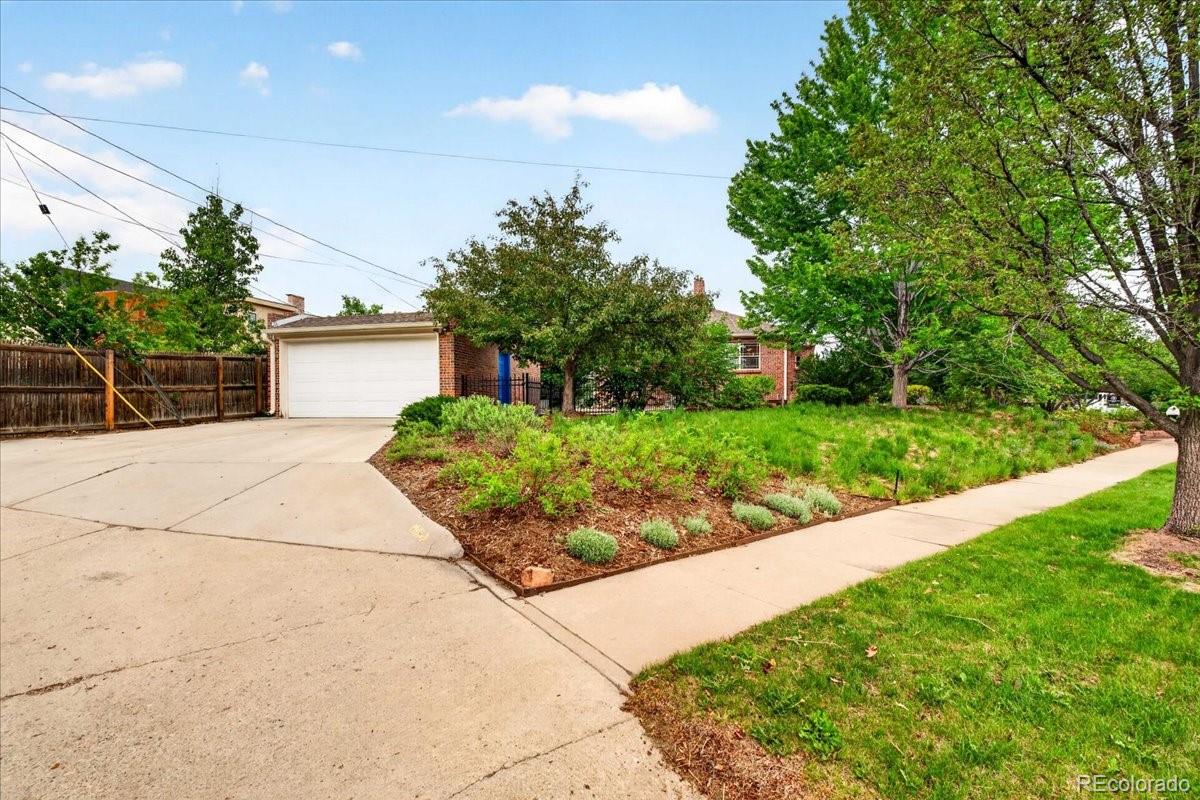 1090 Bonnie Brae Boulevard Denver CO 80209